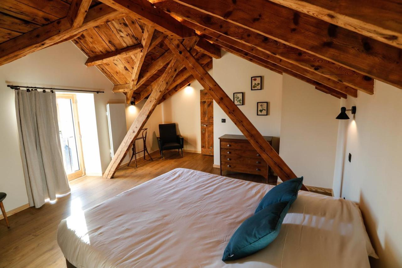 Domaine Agricole Cotzé / Casa rural Enveitg Esterno foto